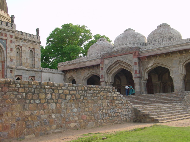 india025.JPG
